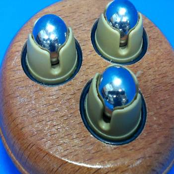 按摩器