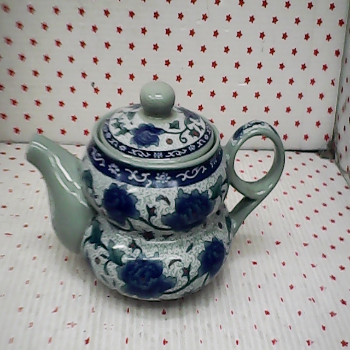 開片青花瓷茶壺